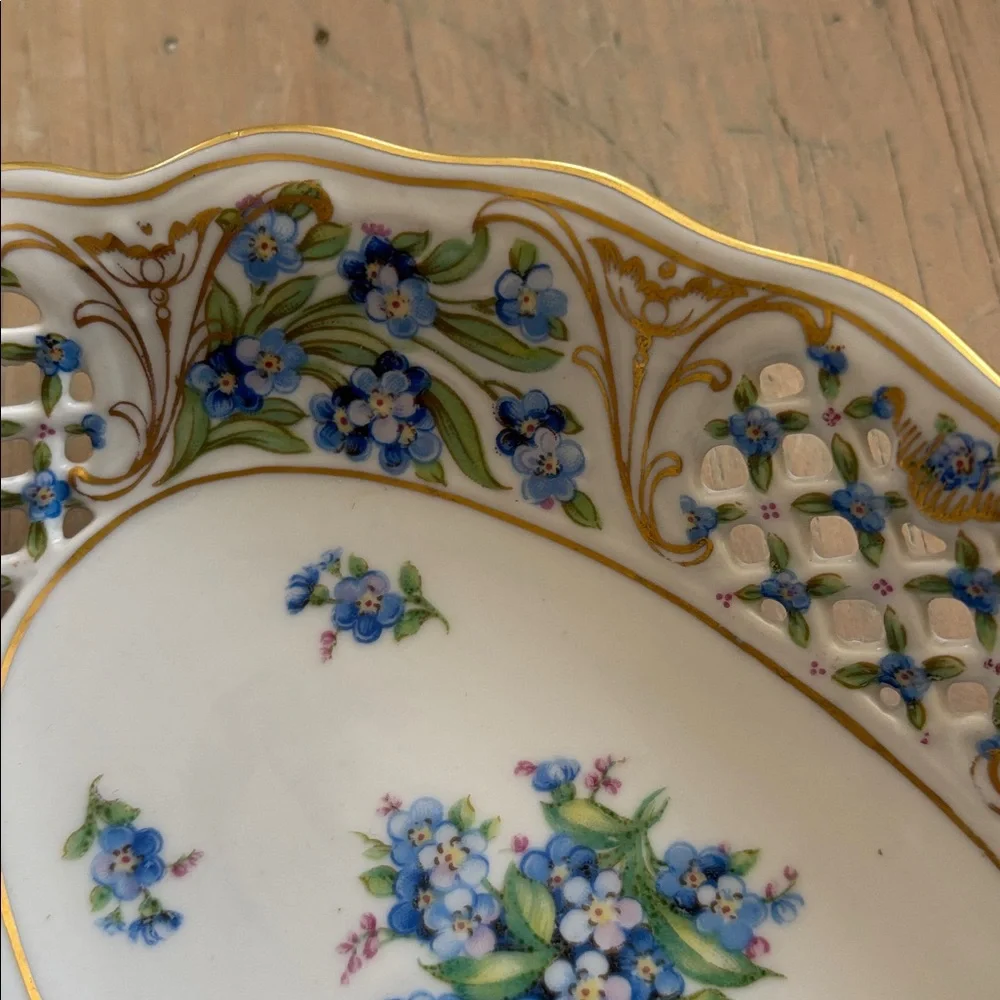 Schumann Bavaria Forget Me Not Dish